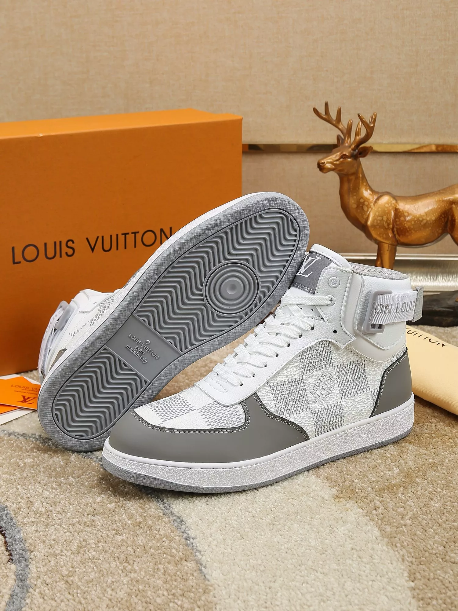 louis vuitton high tops chaussures pour homme s_12ba1a41